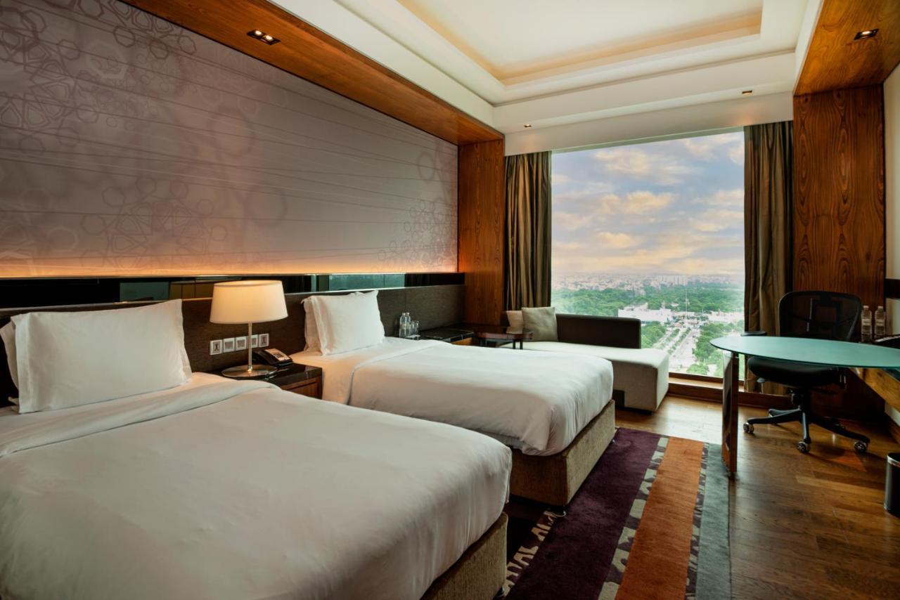 Hotel Crowne Plaza New Rohini By Ihg 5*